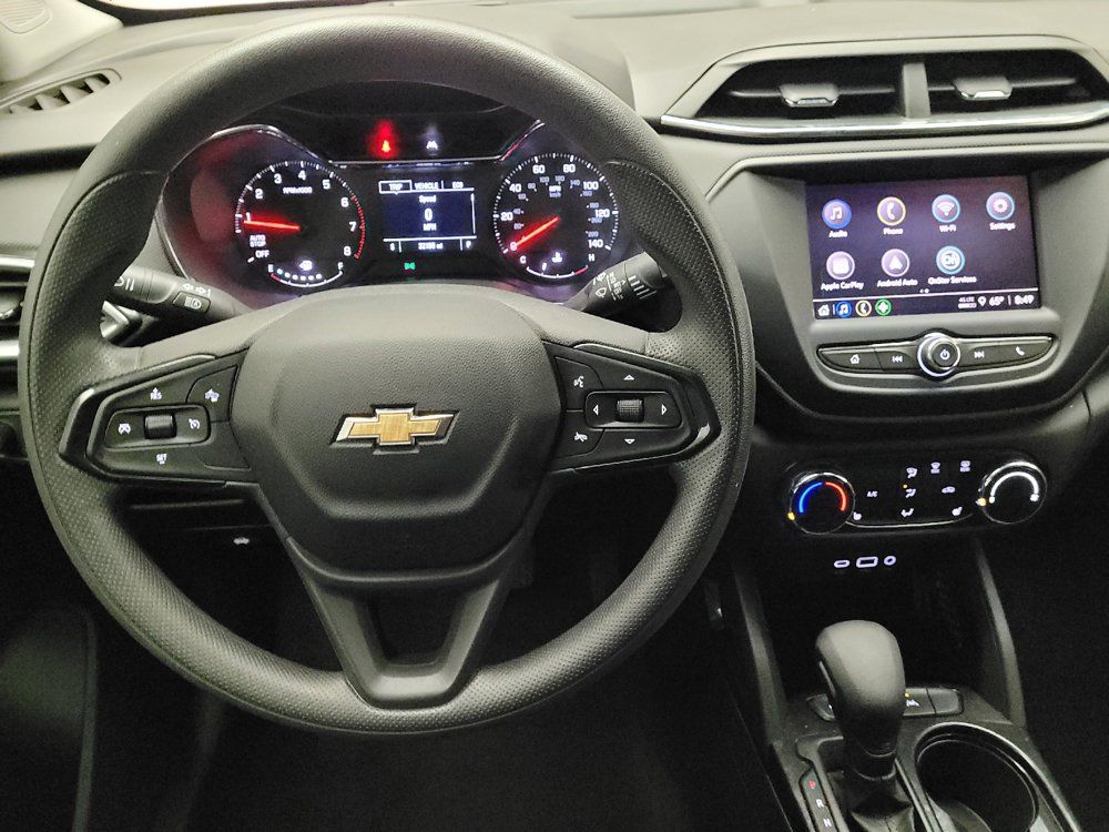 Used 2023 Chevrolet TrailBlazer LT FWD image 22