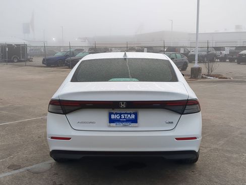 Used 2024 Honda Accord EX image 5