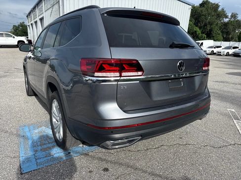 Used 2023 Volkswagen Atlas SE w/ Panoramic Sunroof Package FWD image 10