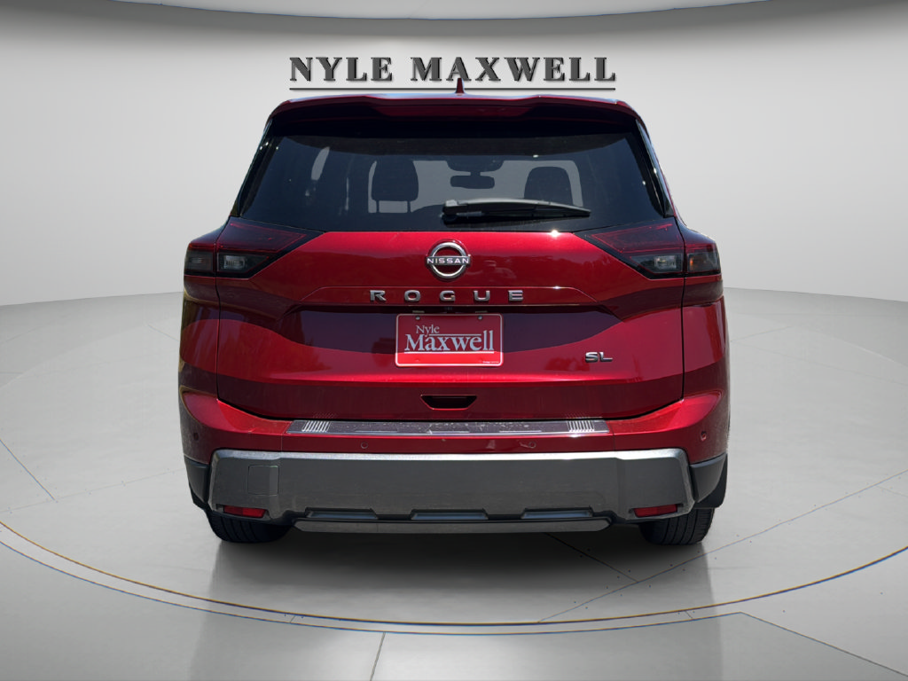 Used 2024 Nissan Rogue SL w/ SL Premium Package FWD image 12