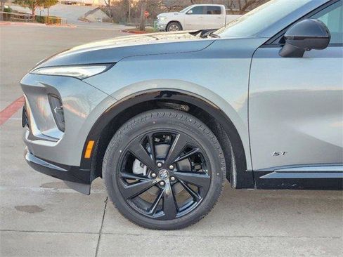 New 2025 Buick Envision Sport Touring image 5