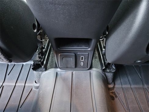 Used 2023 Buick Encore GX Essence w/ Advanced Technology Package image 10