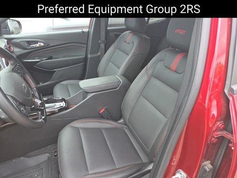 Used 2024 Chevrolet Trax RS w/ Driver Confidence Package FWD image 9