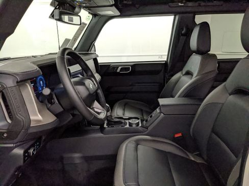 New 2025 Ford Bronco Outer Banks AWD/4WD image 16
