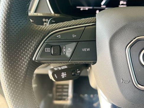 Used 2024 Audi SQ5 Premium Plus w/ Premium Plus Package image 17