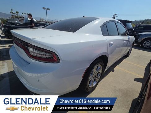Used 2021 Dodge Charger SXT RWD image 6