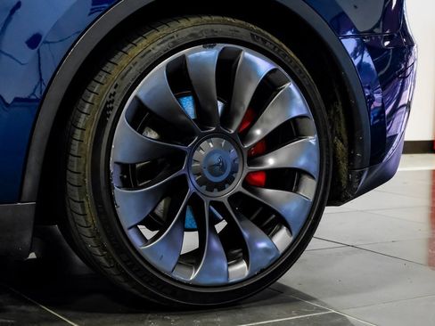 Used 2021 Tesla Model Y Performance image 55