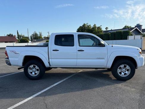 Used 2007 Toyota Tacoma PreRunner RWD image 8