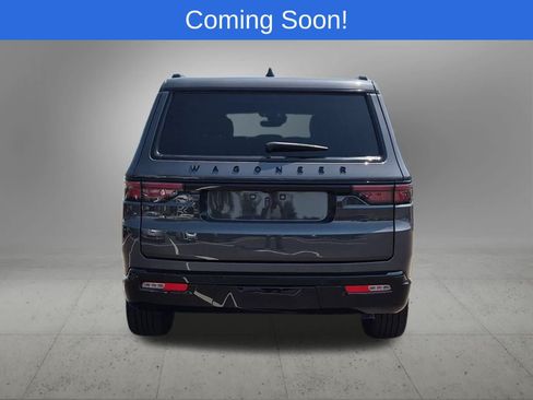 Used 2024 Jeep Wagoneer Series II AWD/4WD image 5