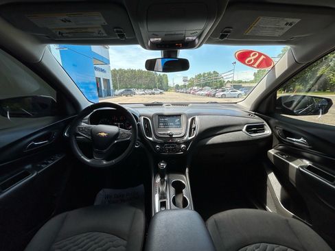 Used 2018 Chevrolet Equinox LT FWD image 9