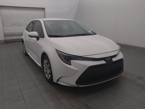 Used 2024 Toyota Corolla LE FWD image 13