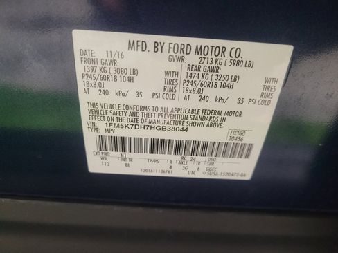 Used 2017 Ford Explorer XLT w/ Equipment Group 201A FWD image 33