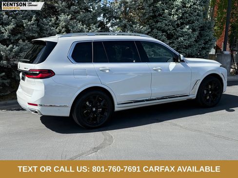 Used 2025 BMW X7 xDrive40i AWD/4WD image 9