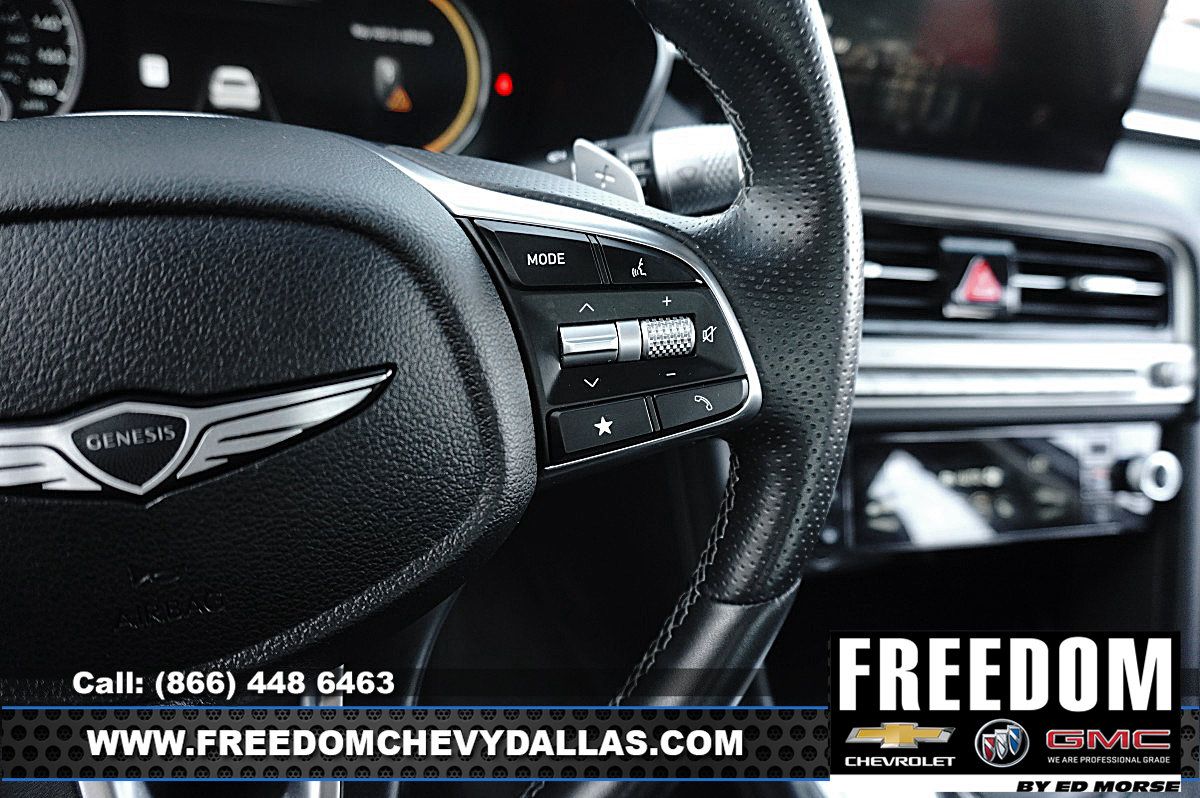 Used 2025 Genesis G70 2.5T RWD image 23