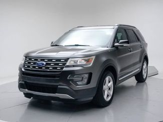Used 2017 Ford Explorer XLT w/ Equipment Group 202A AWD/4WD video 1