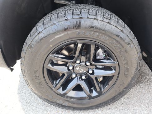 Used 2022 Chevrolet Silverado 1500 Custom Trail Boss AWD/4WD image 12