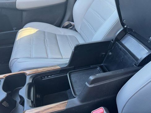 Used 2021 Honda CR-V Touring image 23