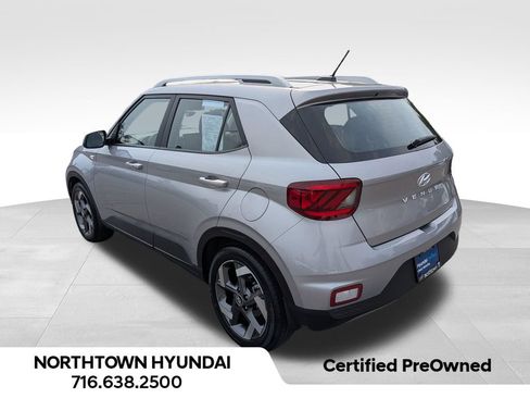 Certified 2026 Hyundai Venue SEL FWD image 4