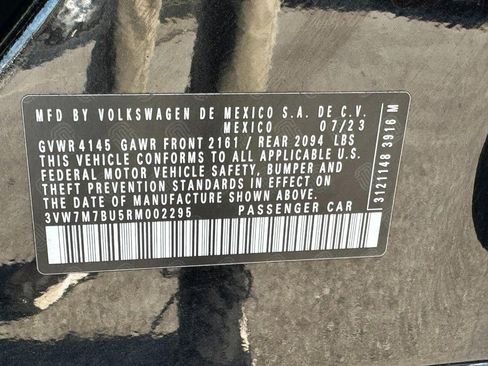 Used 2024 Volkswagen Jetta SE image 23