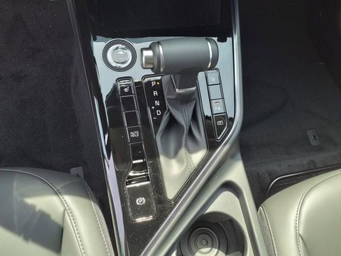 New 2025 Kia Niro EX Touring image 26