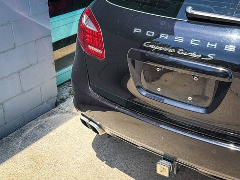 Used 2014 Porsche Cayenne Turbo S AWD/4WD image 14