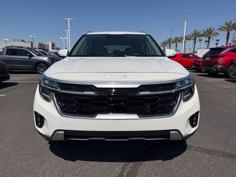 Used 2024 Kia Seltos SX w/ SX Sunroof Package AWD/4WD image 23