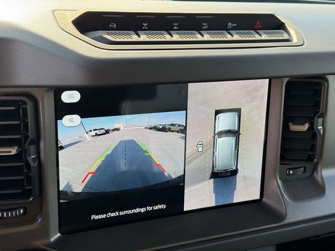 New 2026 Ford Bronco Badlands AWD/4WD image 17