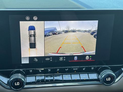 Used 2023 GMC Canyon AT4 w/ AT4 Premium Package image 53