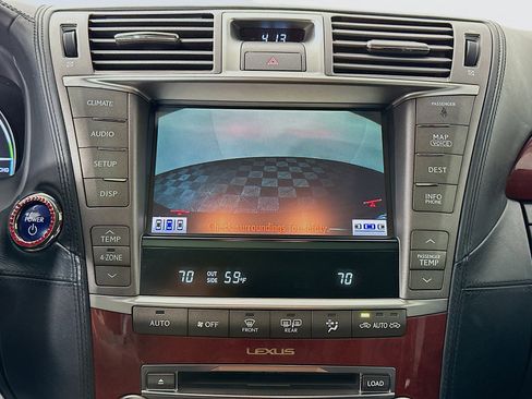 Used 2012 Lexus LS 600h L image 16