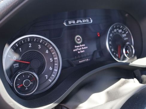 Used 2024 RAM 1500 Laramie RWD image 6