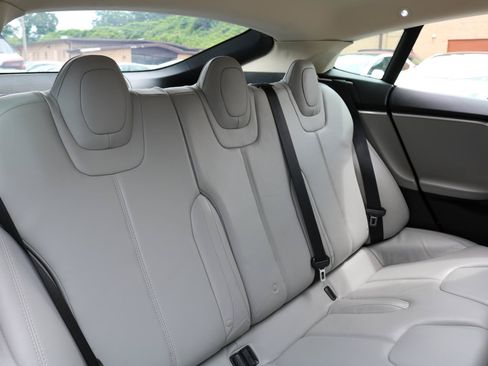 Used 2013 Tesla Model S RWD image 39