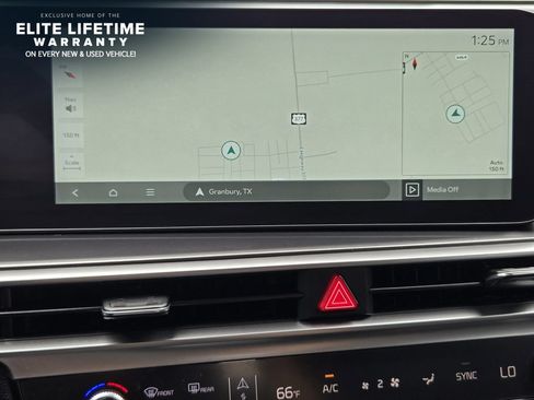 Certified 2025 Kia Sorento S FWD image 15