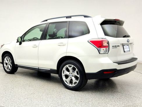 Used 2018 Subaru Forester 2.5i Touring AWD/4WD image 7