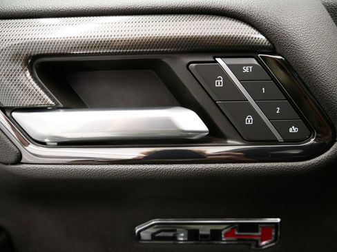 Used 2022 GMC Sierra 1500 AT4 w/ AT4 Preferred Package image 36