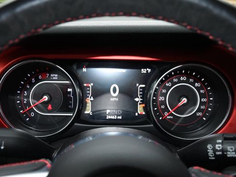 Used 2019 Jeep Wrangler Unlimited Rubicon w/ Cold Weather Group image 32