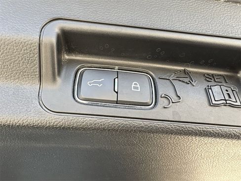 Used 2023 Ford Explorer XLT w/ Equipment Group 202A image 28