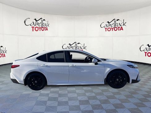 New 2026 Toyota Camry SE image 8