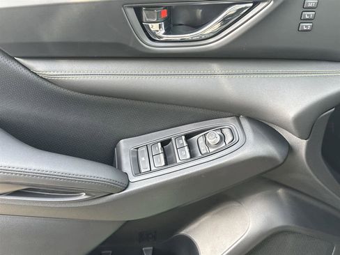 Used 2025 Subaru Ascent Bronze Edition image 24