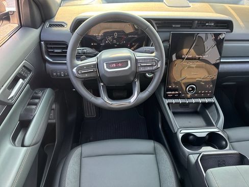 New 2027 GMC Terrain AT4 w/ Convenience Package III AWD/4WD image 12