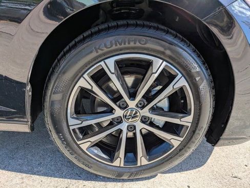 Used 2025 Volkswagen Jetta Sport image 10