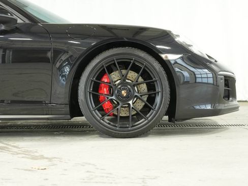 Certified 2018 Porsche 911 Targa 4 GTS image 39