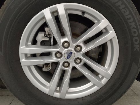 Used 2020 Ford Explorer XLT w/ Class III Trailer Tow Package AWD/4WD image 31