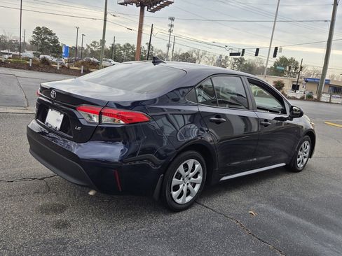 Certified 2024 Toyota Corolla LE image 4