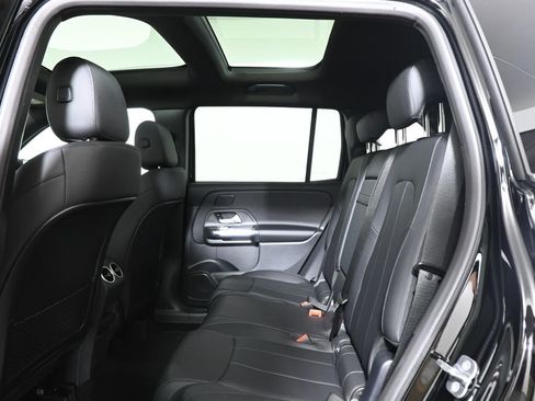 Certified 2026 Mercedes-Benz GLB 250 4MATIC image 27