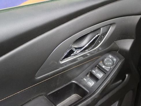 Used 2019 Chevrolet Traverse LT w/ LPO, Blackout Package AWD/4WD image 13