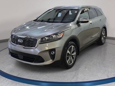 Used 2019 Kia Sorento EX FWD image 1