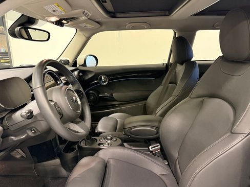 Certified 2024 MINI Cooper SE image 10