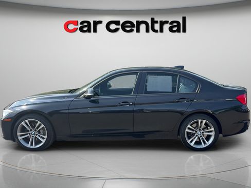 Used 2013 BMW 335i xDrive Sedan AWD/4WD image 2