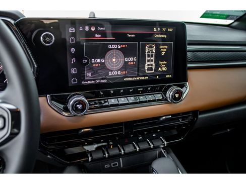 New 2026 GMC Canyon AT4 image 29