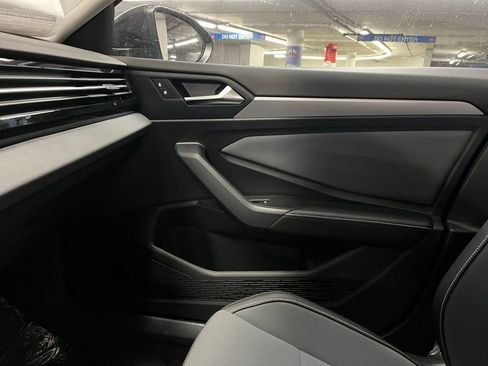 New 2026 Volkswagen Jetta SE image 28